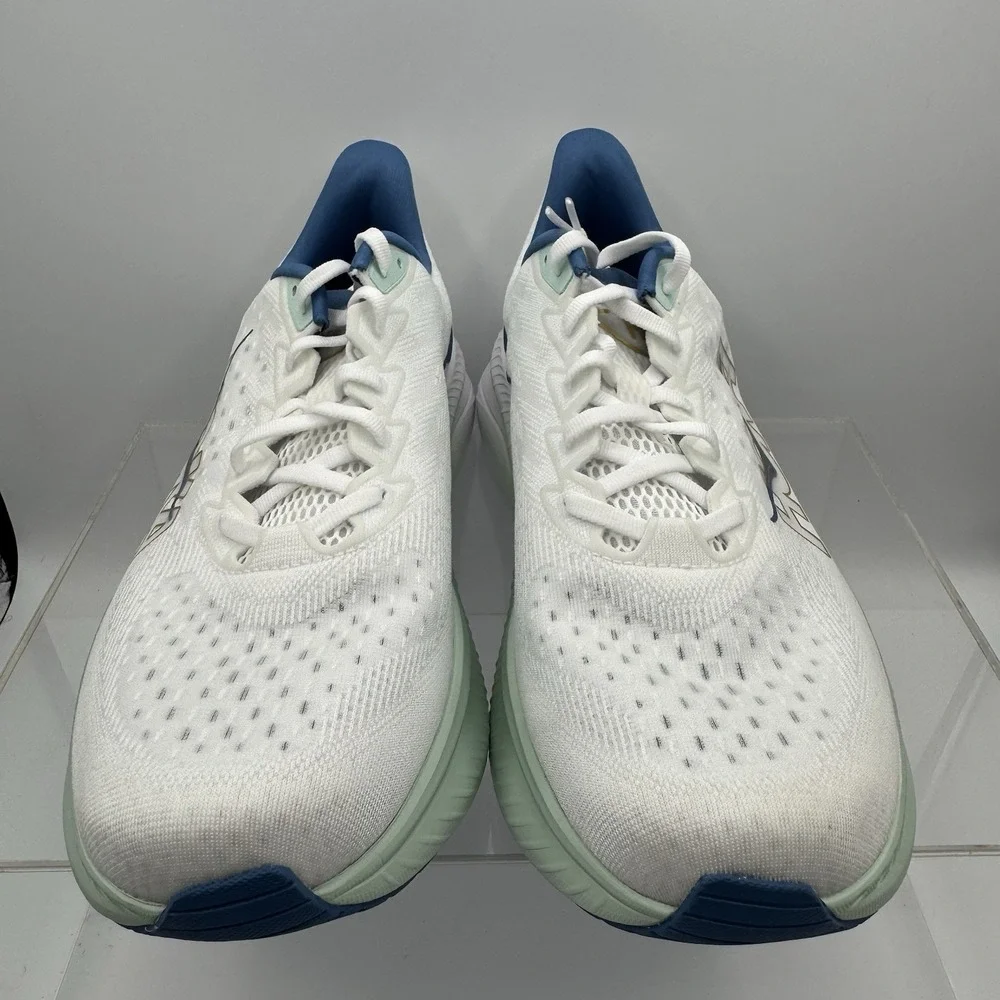 Hoka One One hoka one